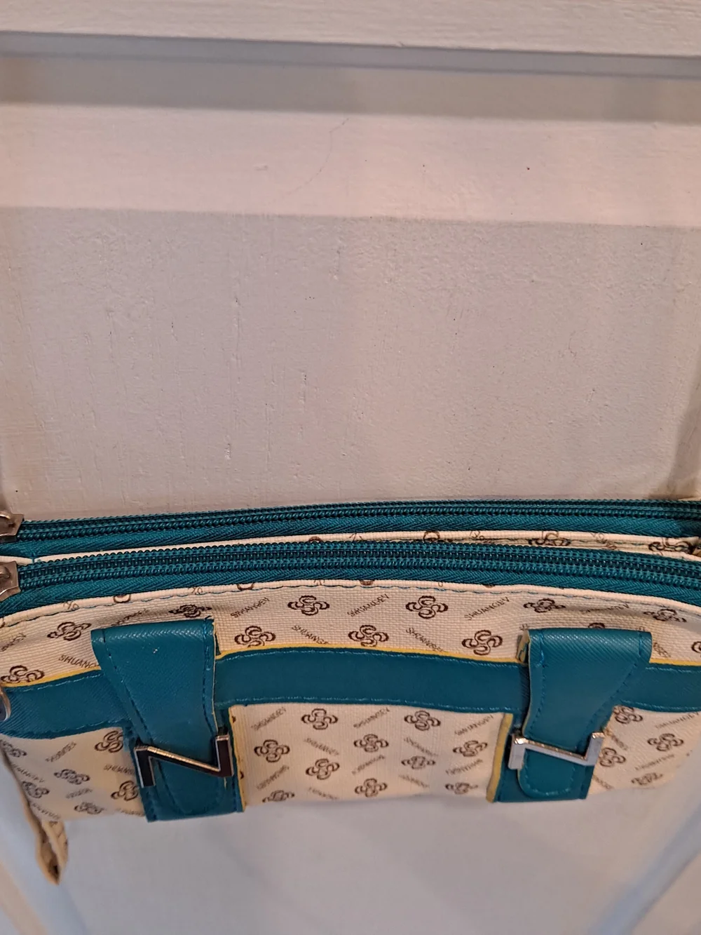 Jingpin shuangev compact